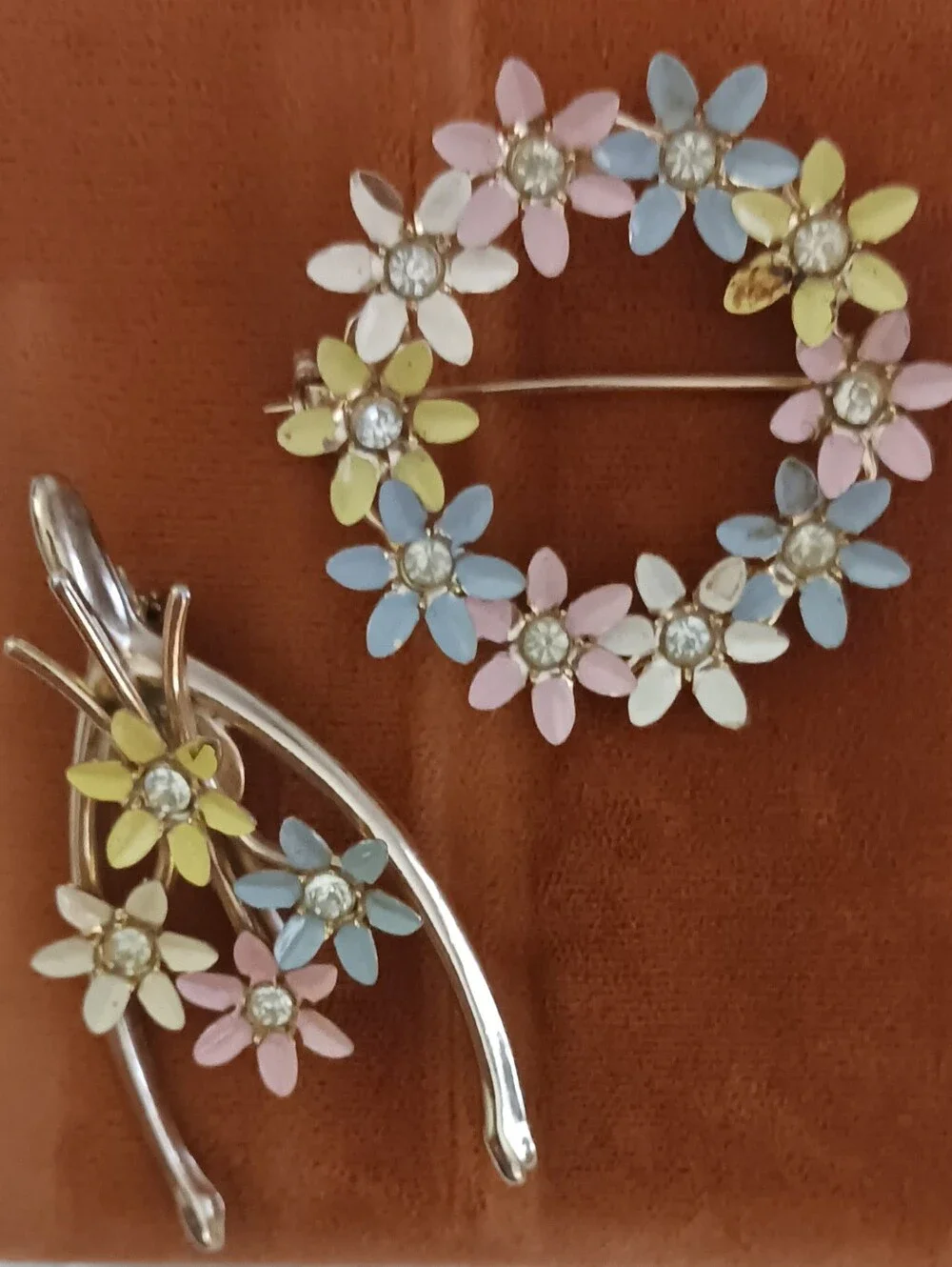Vintage Wishbone Pastel Floral Brooch and Pin Set - Multicolor Flower Jewelry